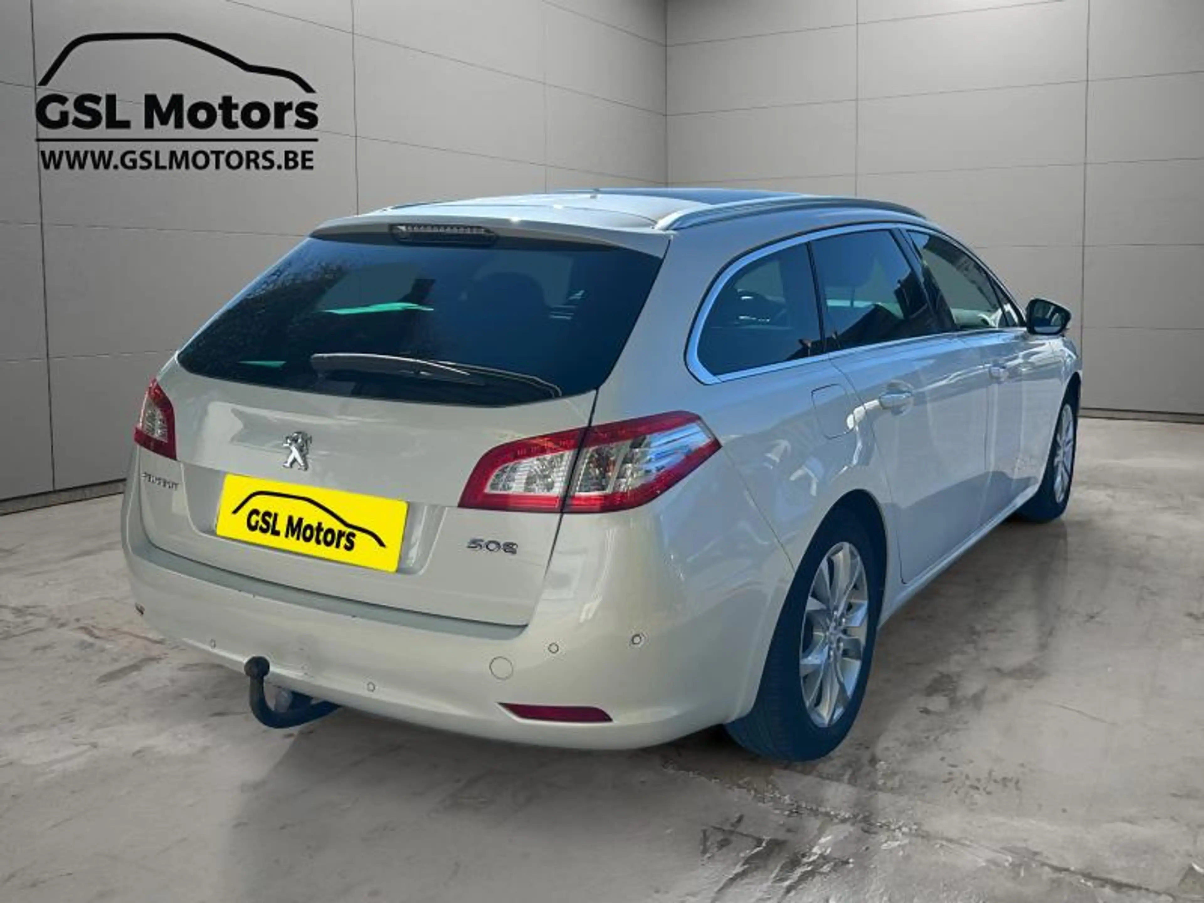 Peugeot 508 1.6 HDi 115cv Automatique break blanc 05/15 Airco — photo 4
