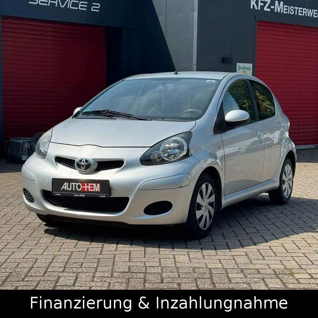 Toyota Aygo Cool Automatik Klima Tüv Neu 5 Türer Silber - 1