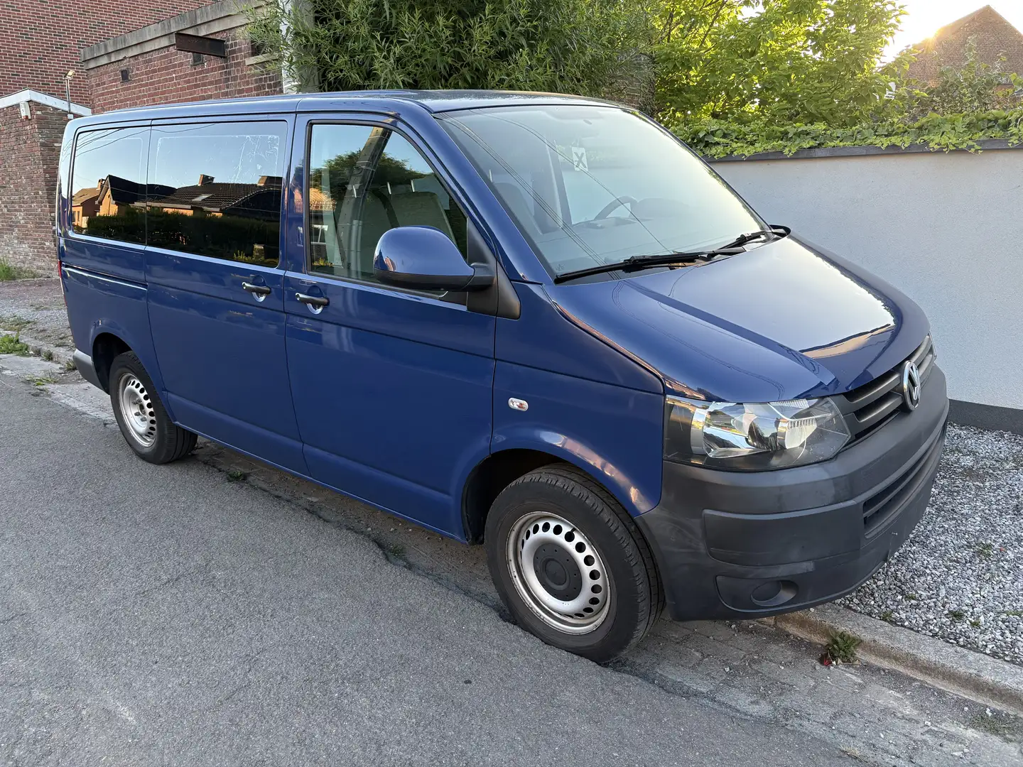 Volkswagen T5 Kombi 2.0 CR TDi Space & Cool - 1