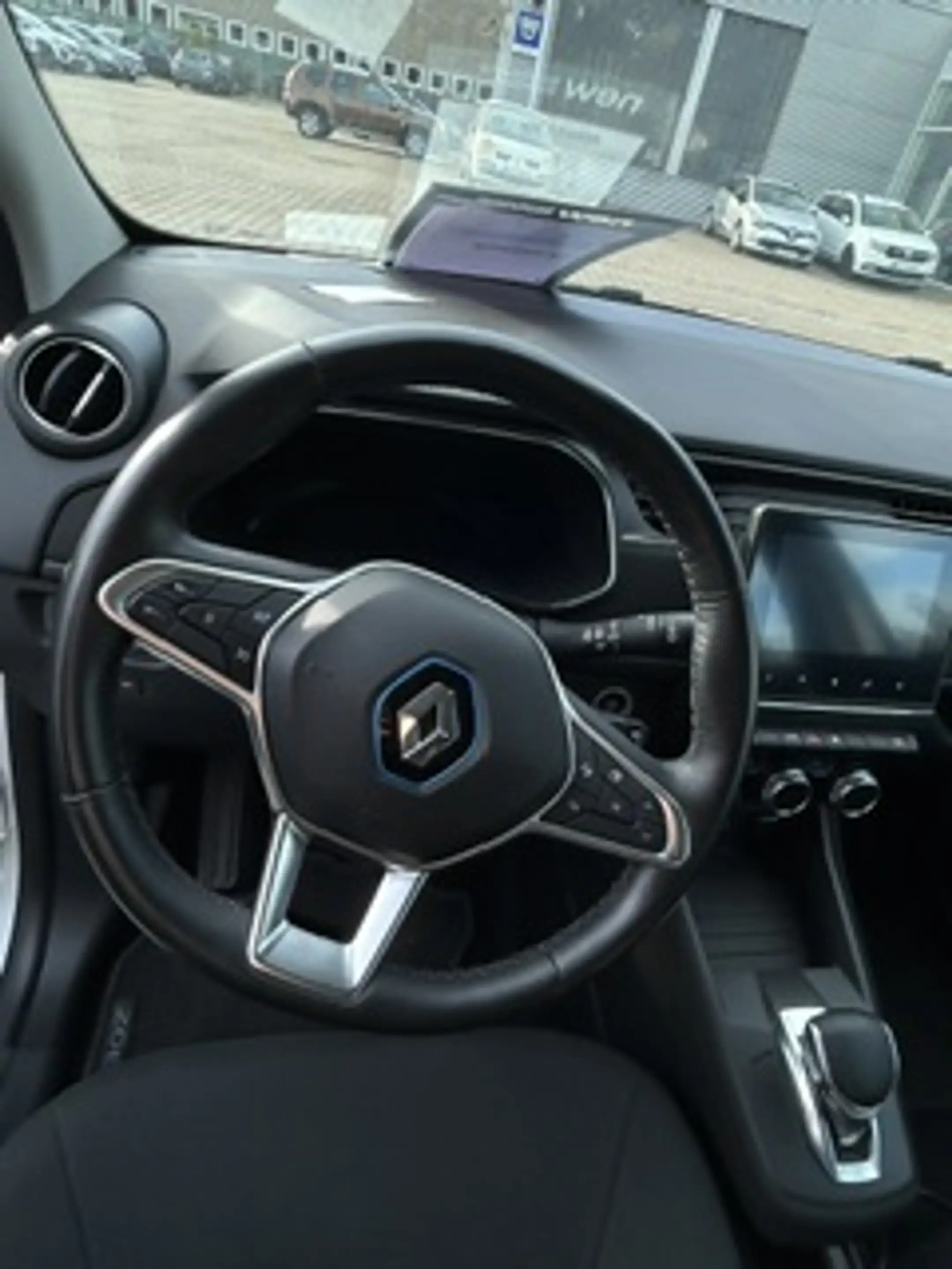 Renault ZOE Life R110 Z.E 50 — photo 8