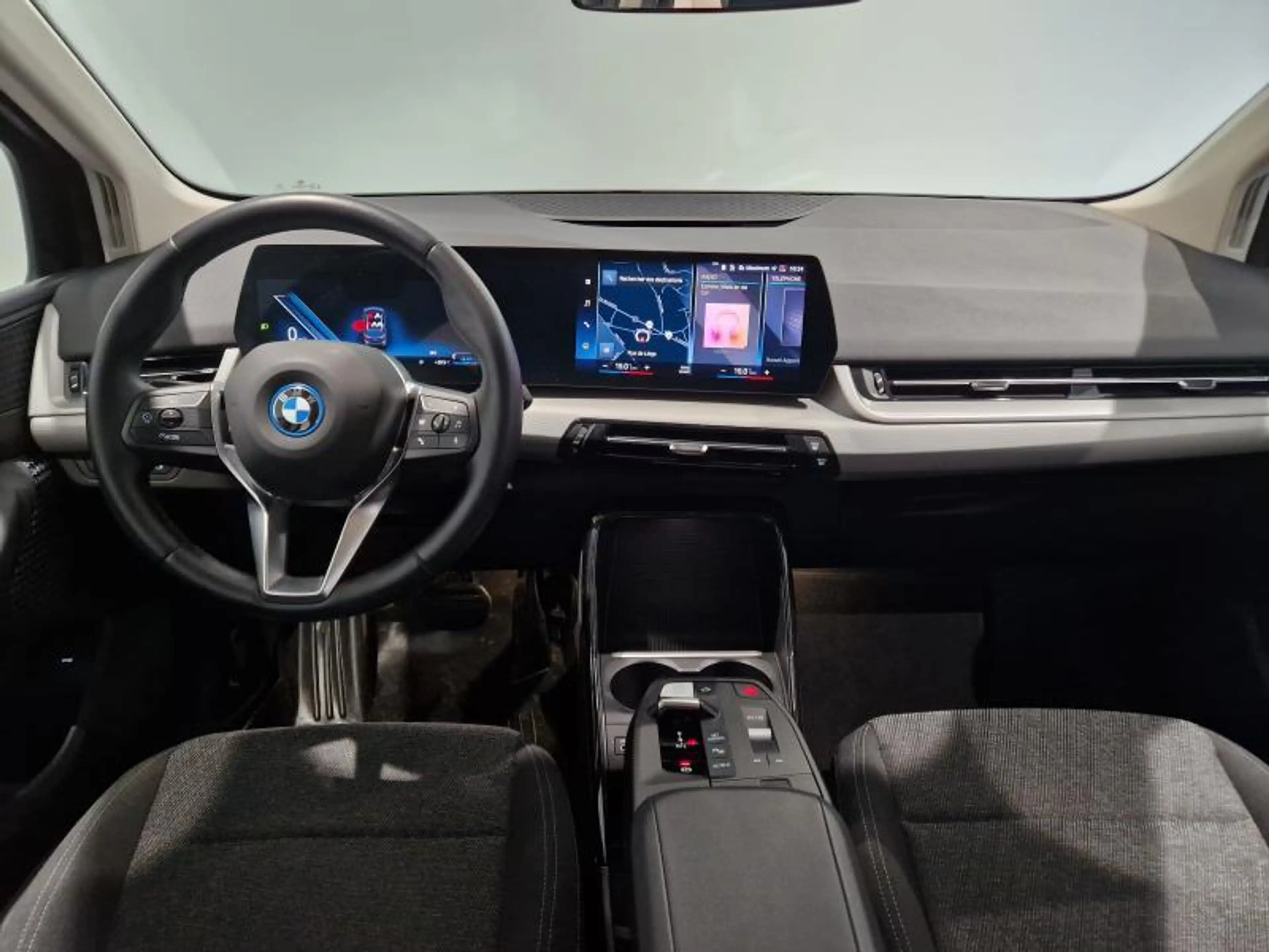 BMW 225 xDrive Active Tourer — photo 5