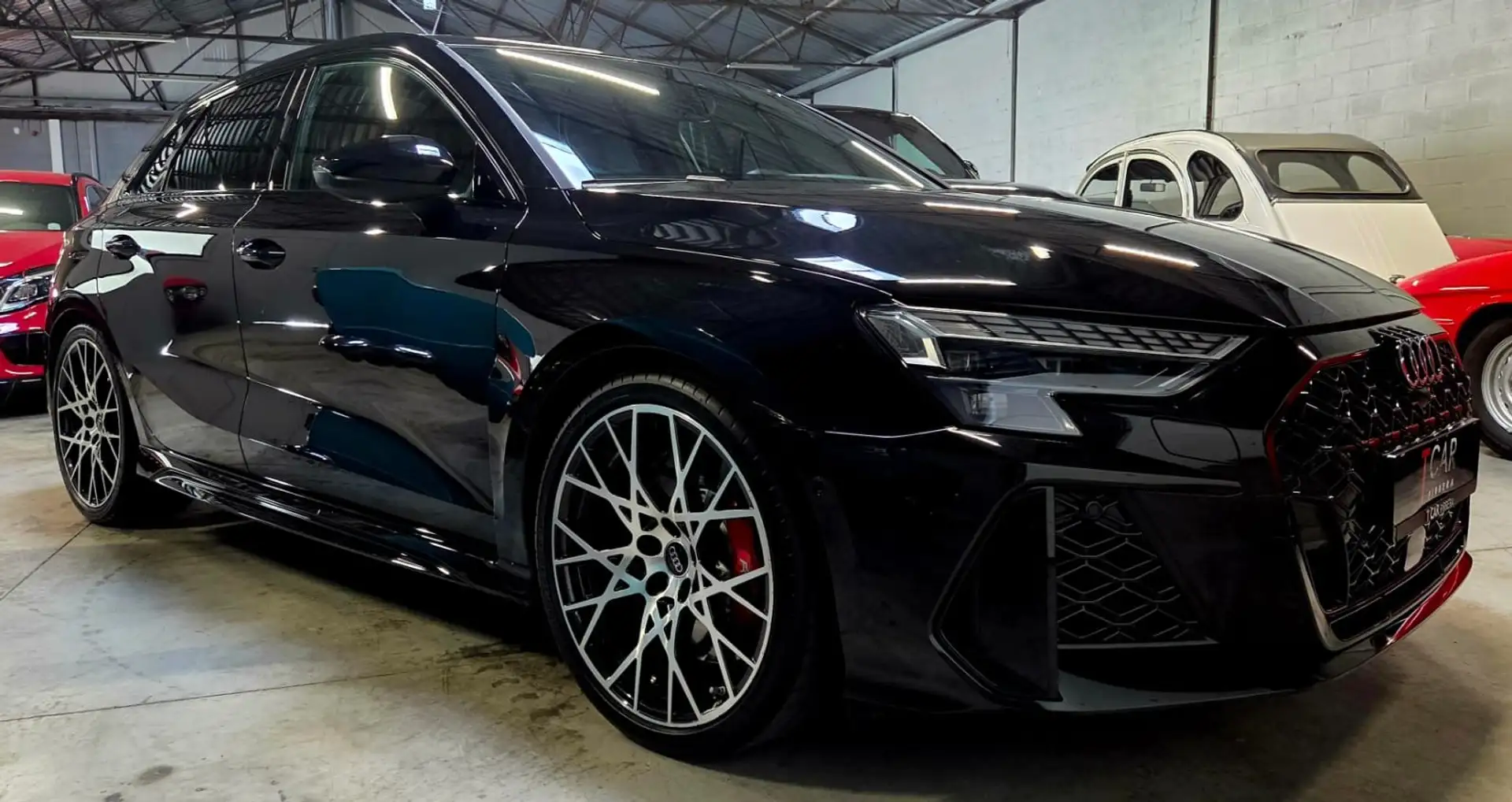 Audi RS3 RS3 Sportback 2.5 TFSI 400 S tronic 7 Quattro Zwart - 1