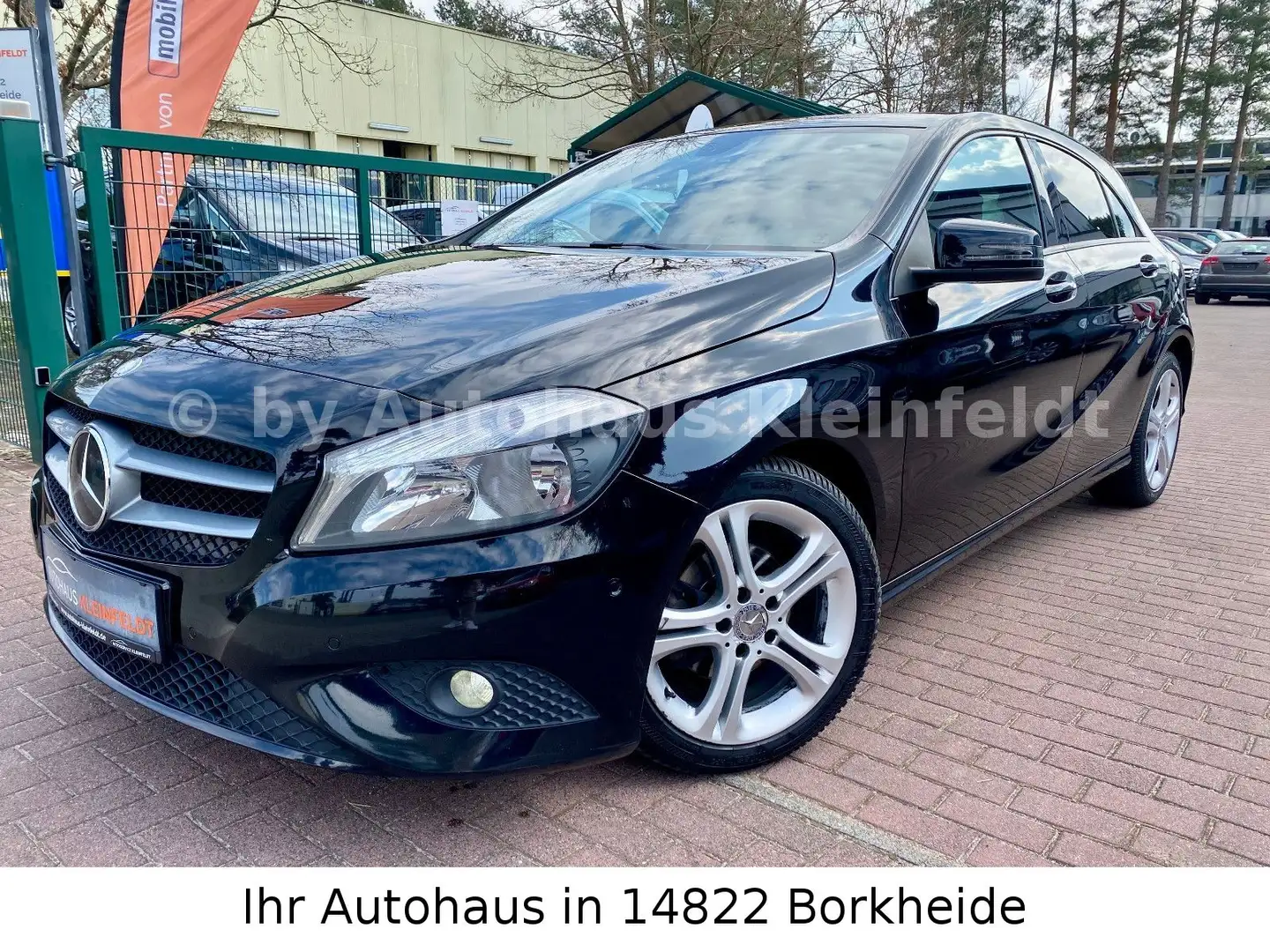 Mercedes-Benz A 180 CDI BlueEfficiency Edition |NAVI|AHK|SHZ| Schwarz - 2