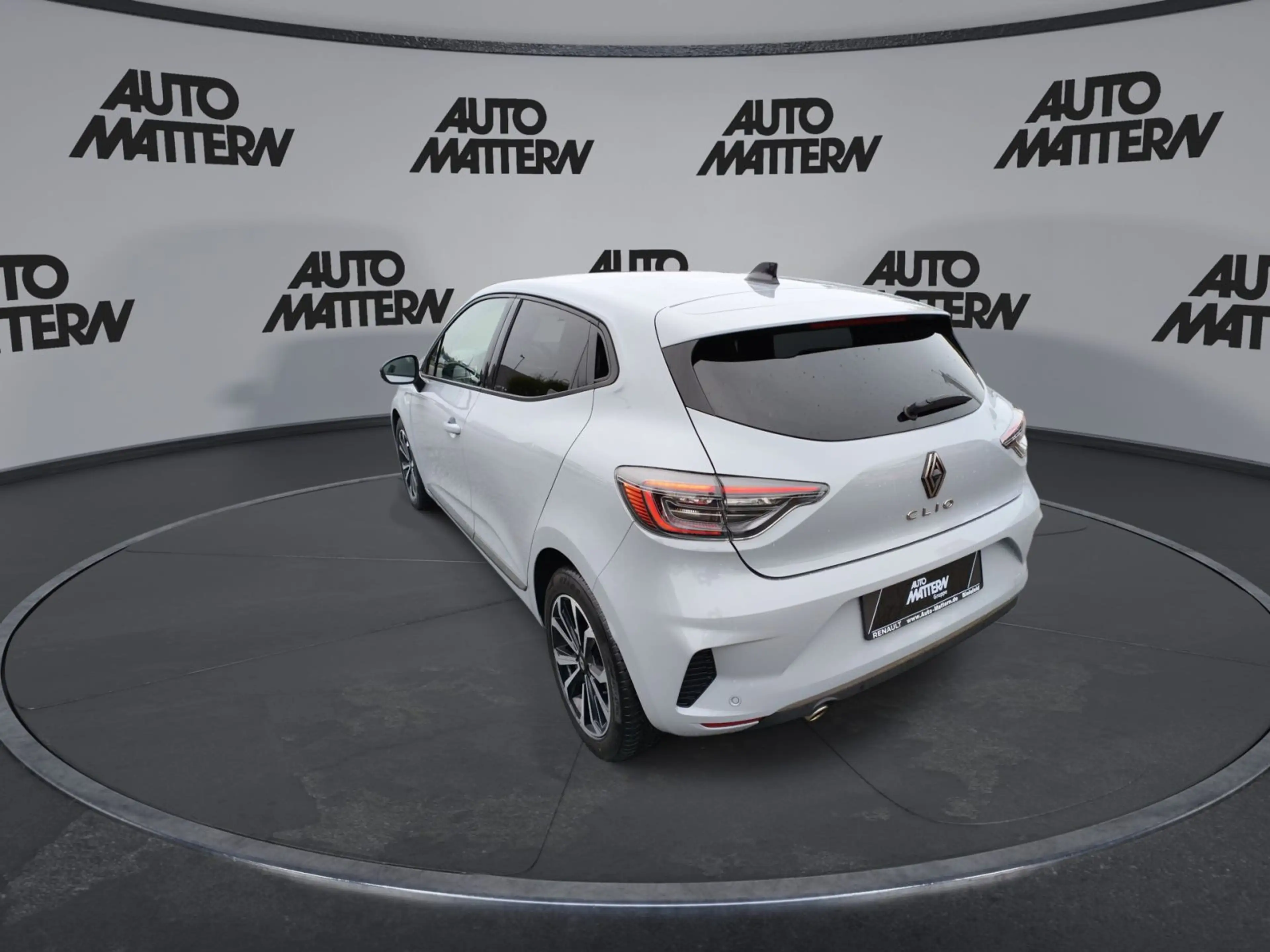 Renault Clio TCe 90 Techno Kamera/SHZ/EPH/CARPLAY/ALU — photo 6