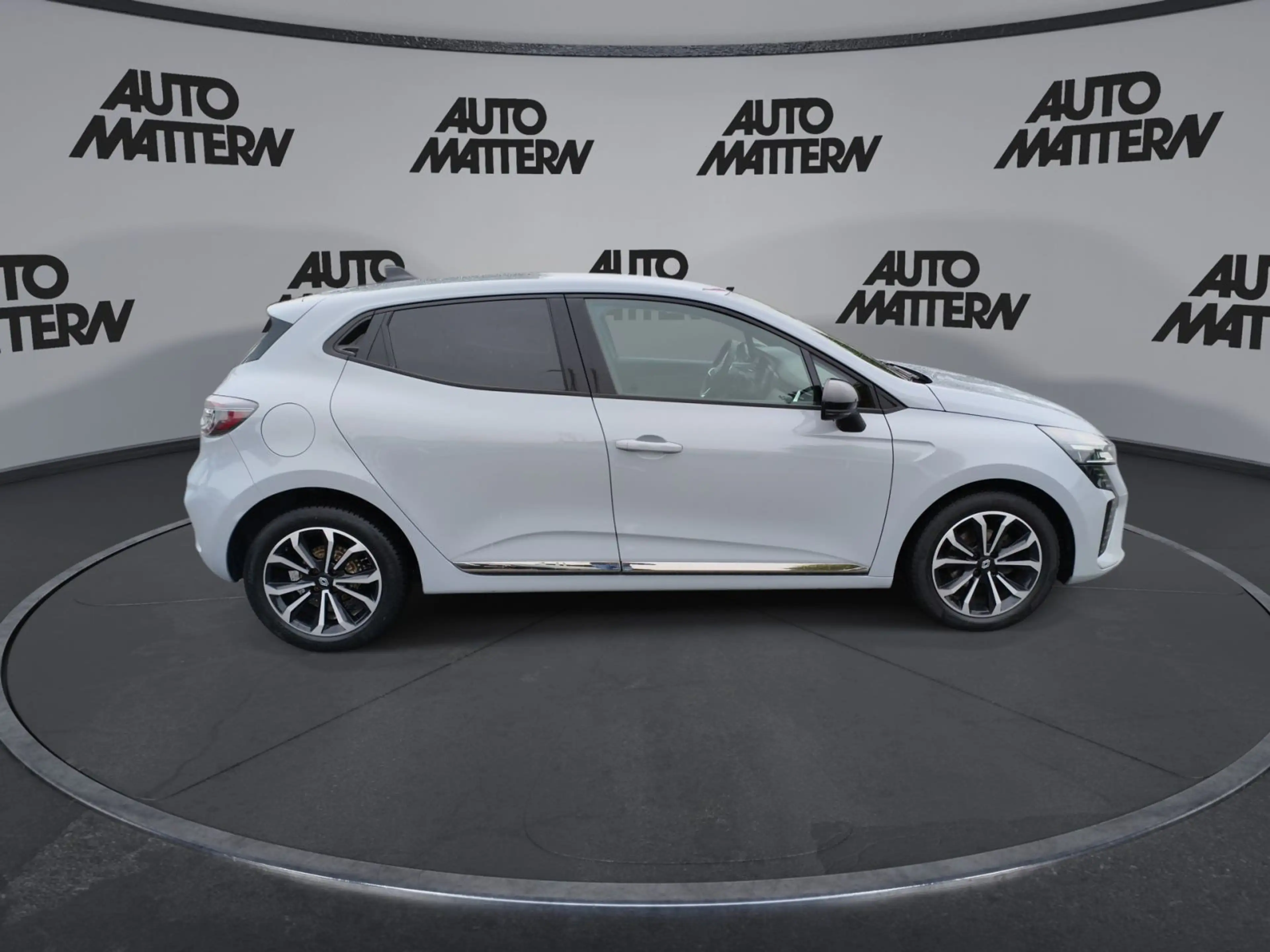 Renault Clio TCe 90 Techno Kamera/SHZ/EPH/CARPLAY/ALU — photo 9