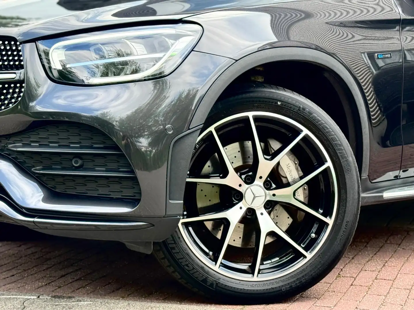Mercedes-Benz GLC 300 Coupé 300e 4MATIC AMG Memory/Burmester/Dak Gris - 2