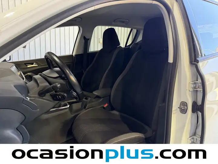 Peugeot 308 2020, foto 8
