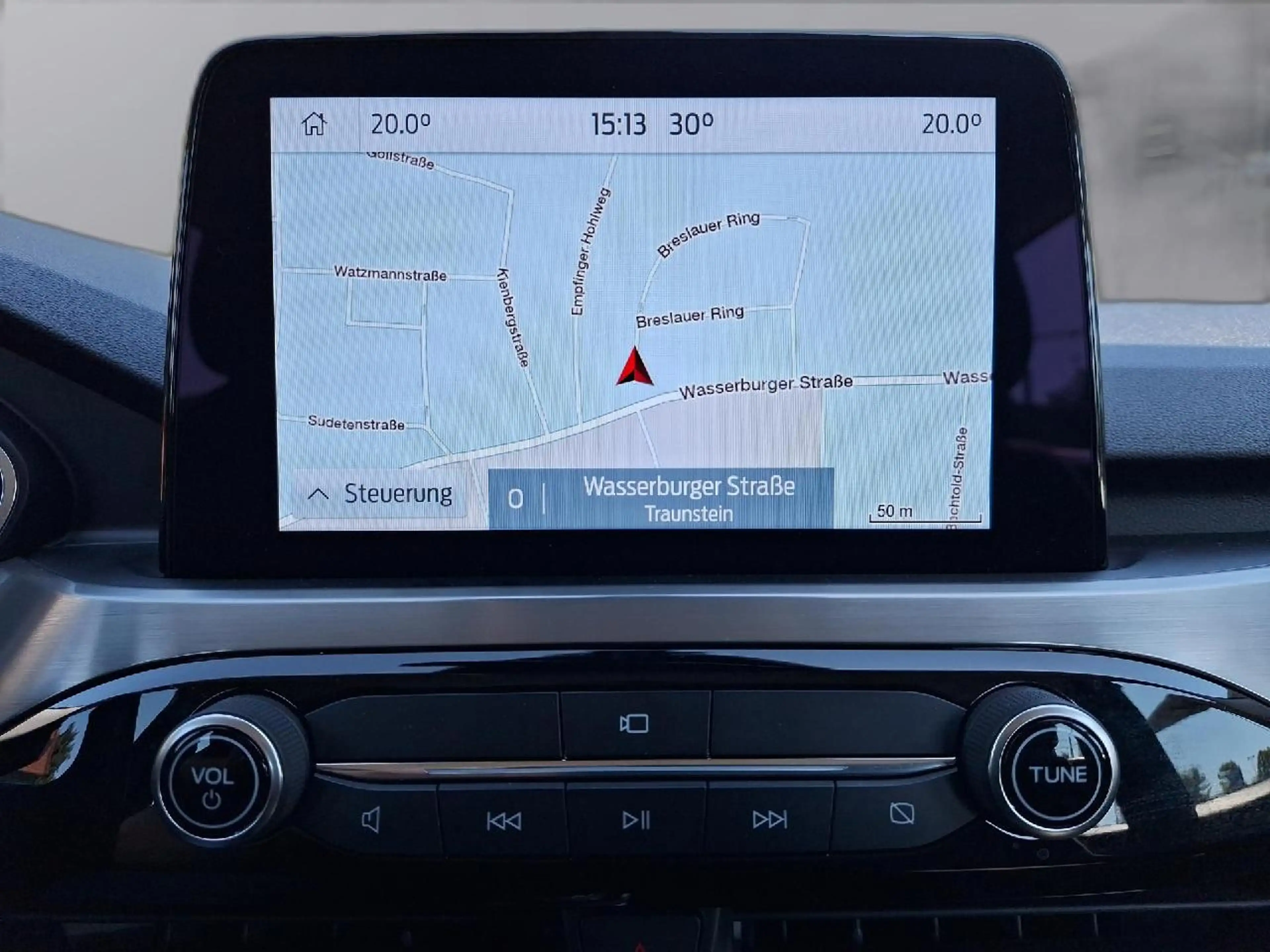 Ford Kuga Hybrid Titanium — photo 15