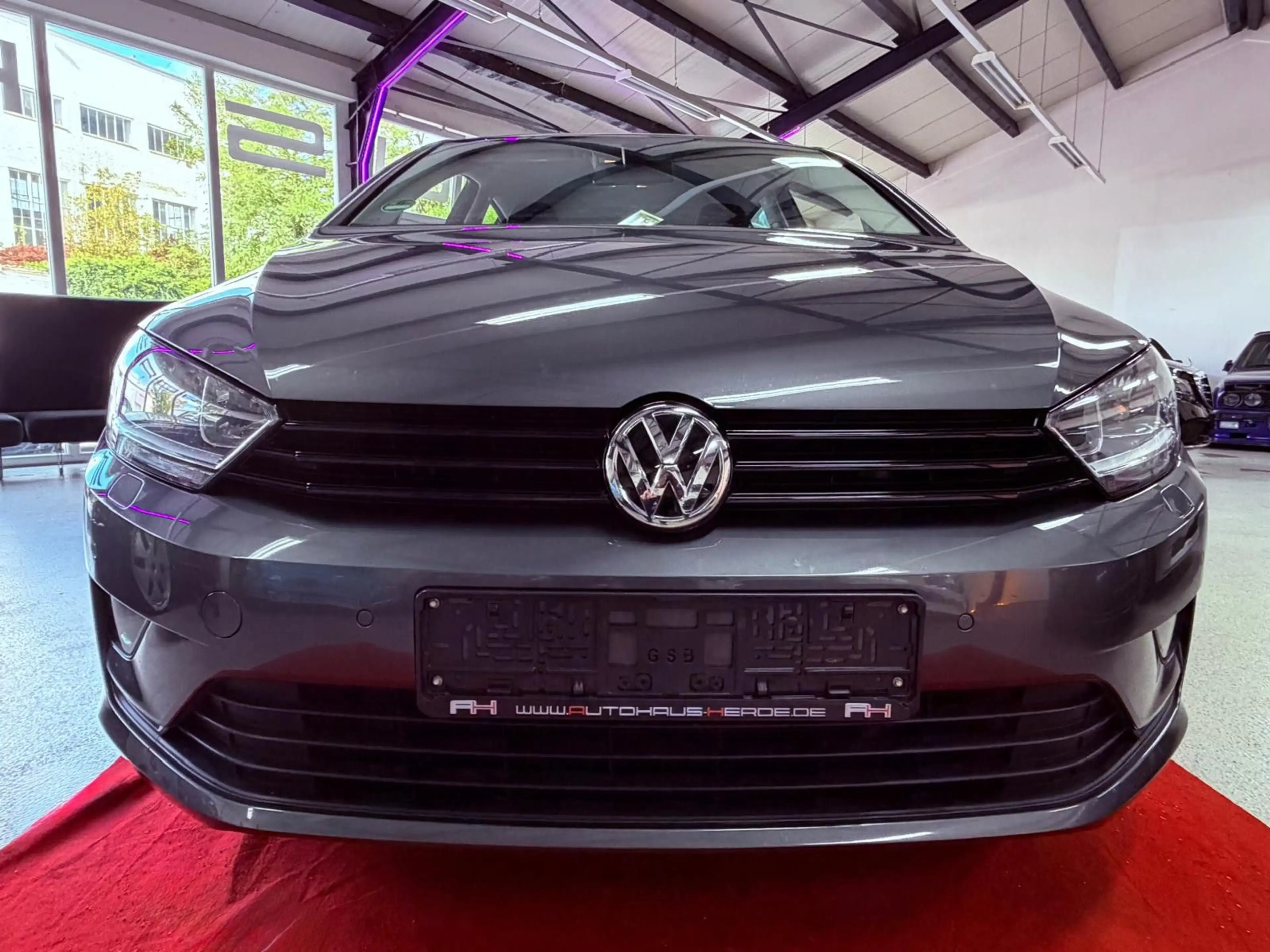Volkswagen Golf Sportsvan 1.4 TSI 92kW Comfortline BMT — photo 11