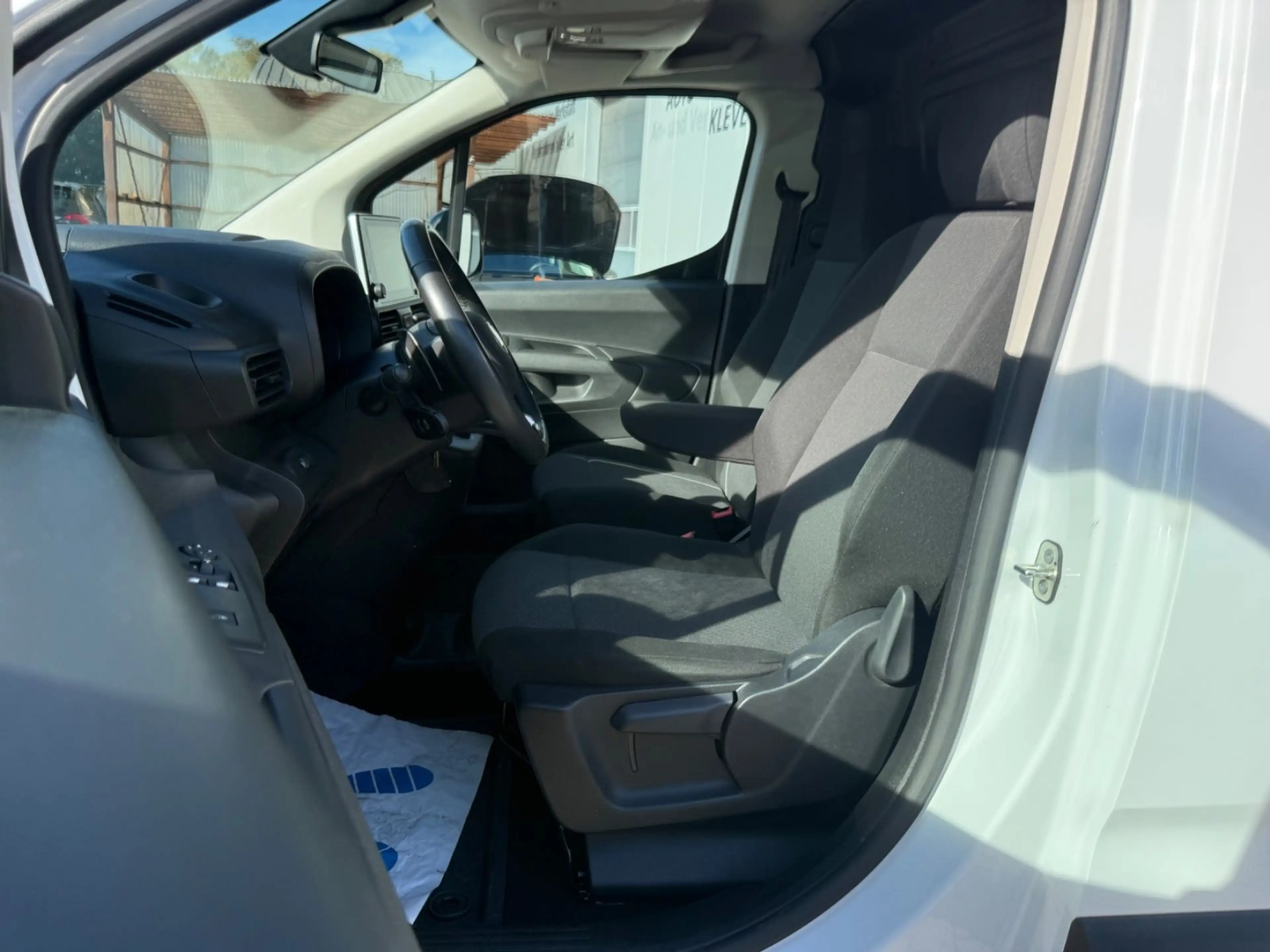 Fiat Doblo Kastenwagen L1*PDC*NAVI*AUTOMATIK*MWST — photo 13
