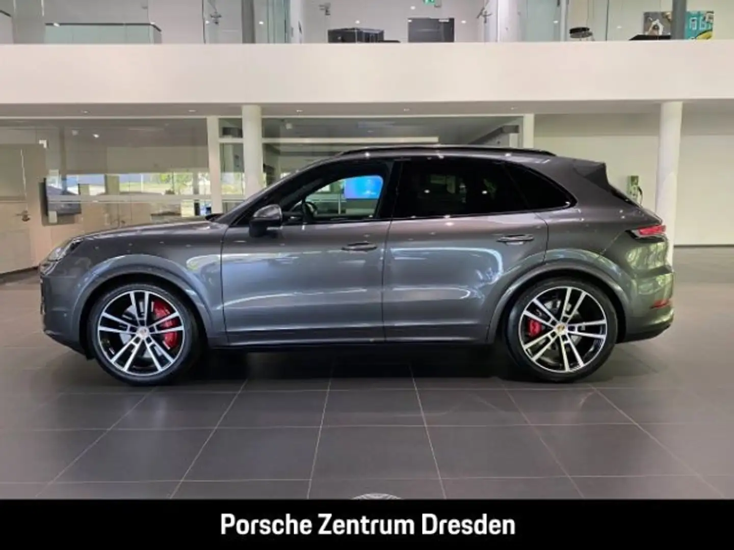 Porsche Cayenne S*Panorama*AHK*Chrono*Bose*Sitzheiz. v/h Gris - 2
