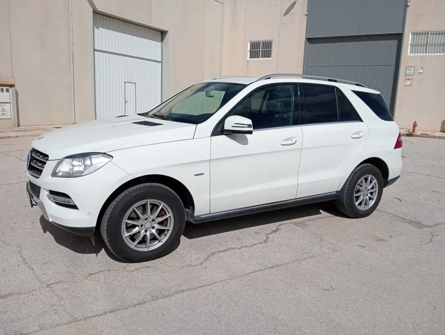 Mercedes-Benz ML 250 250BlueTec 4M 7G Plus Blanc - 1