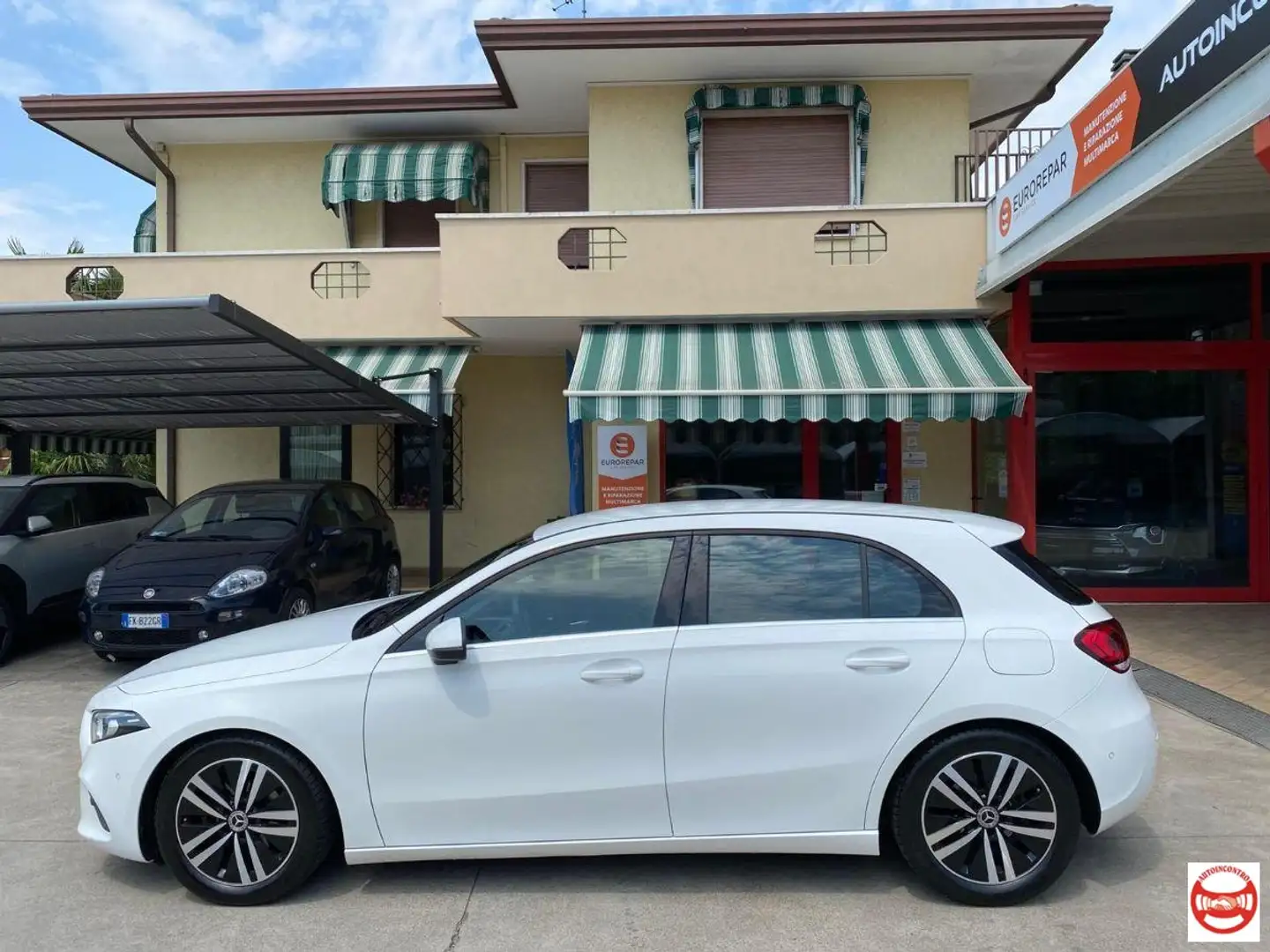 Mercedes-Benz A 180 A 180 d Business auto Weiß - 2