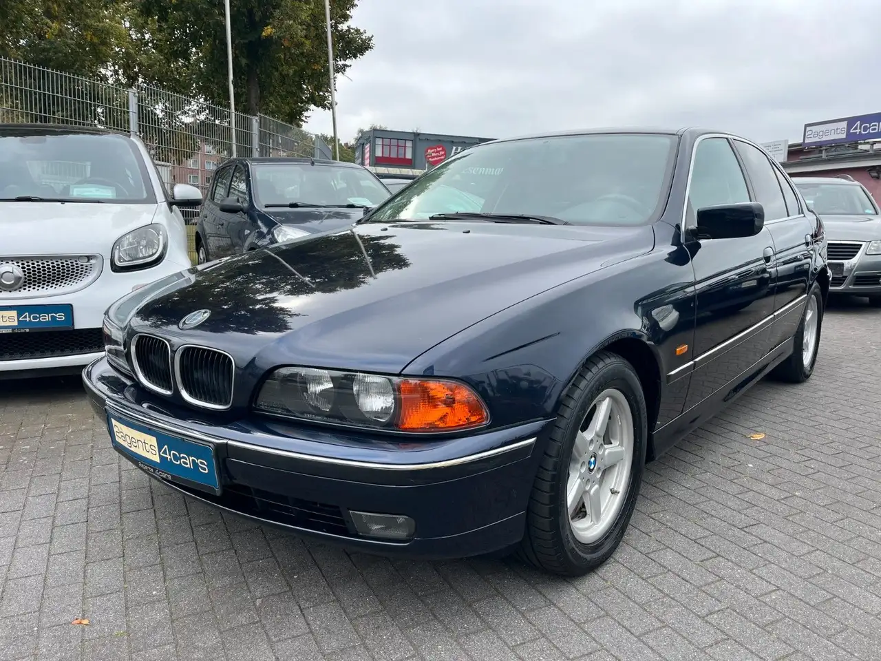 BMW 523