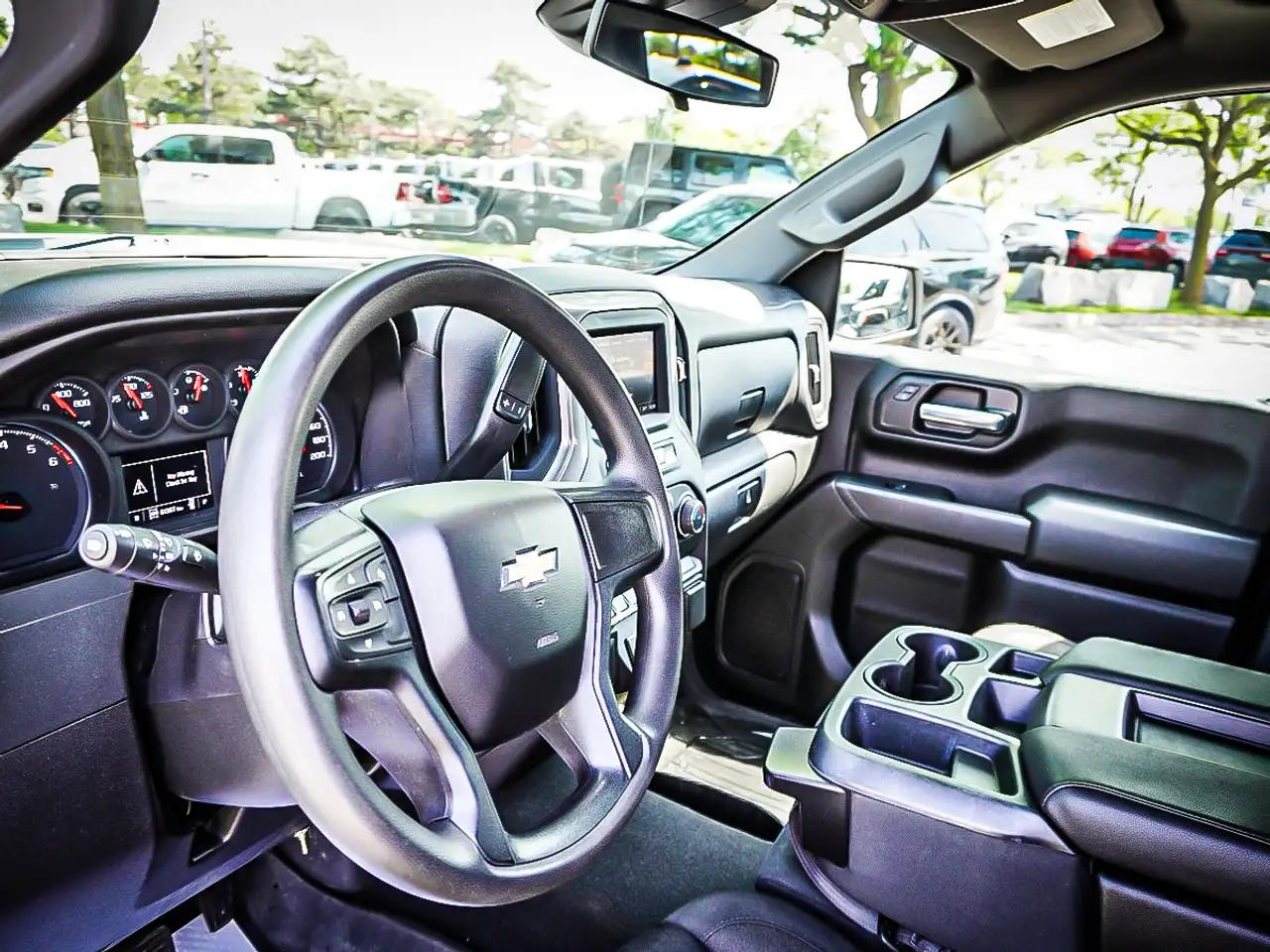 Chevrolet Silverado 1500 снимка Chevrolet Silverado 1500