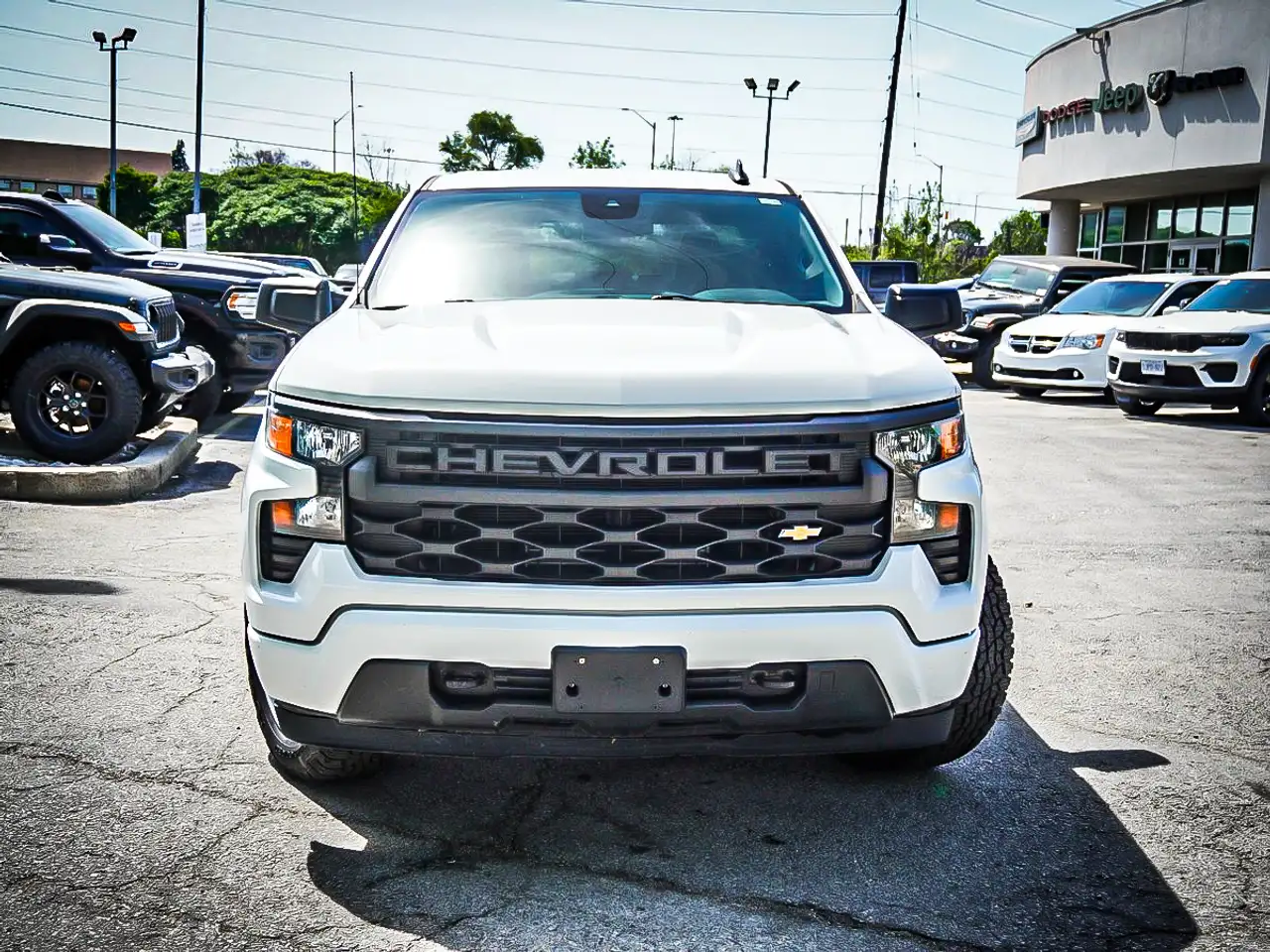 Chevrolet Silverado 1500 снимка Chevrolet Silverado 1500