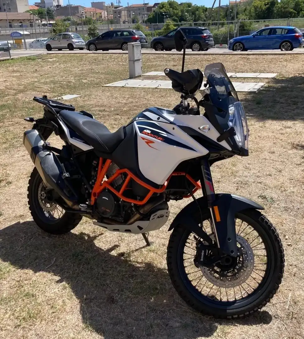 KTM 1090 Adventure Bianco - 2