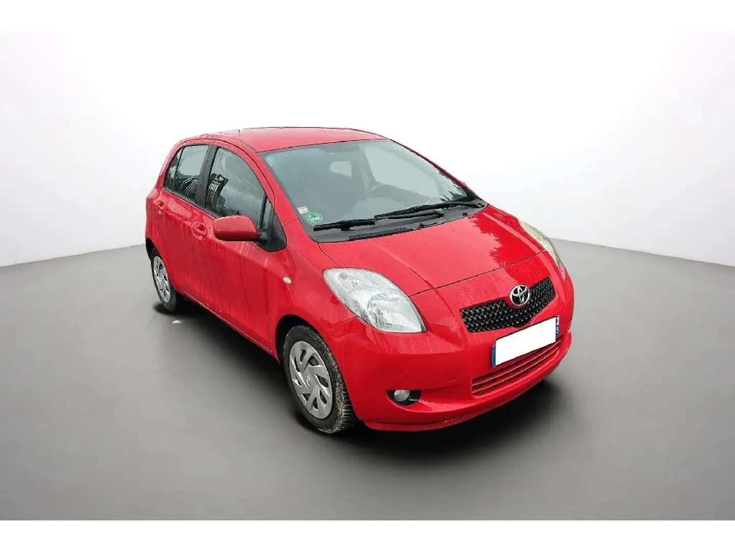 Toyota Yaris II 1.3 - 87 VVT-i Rouge - 2
