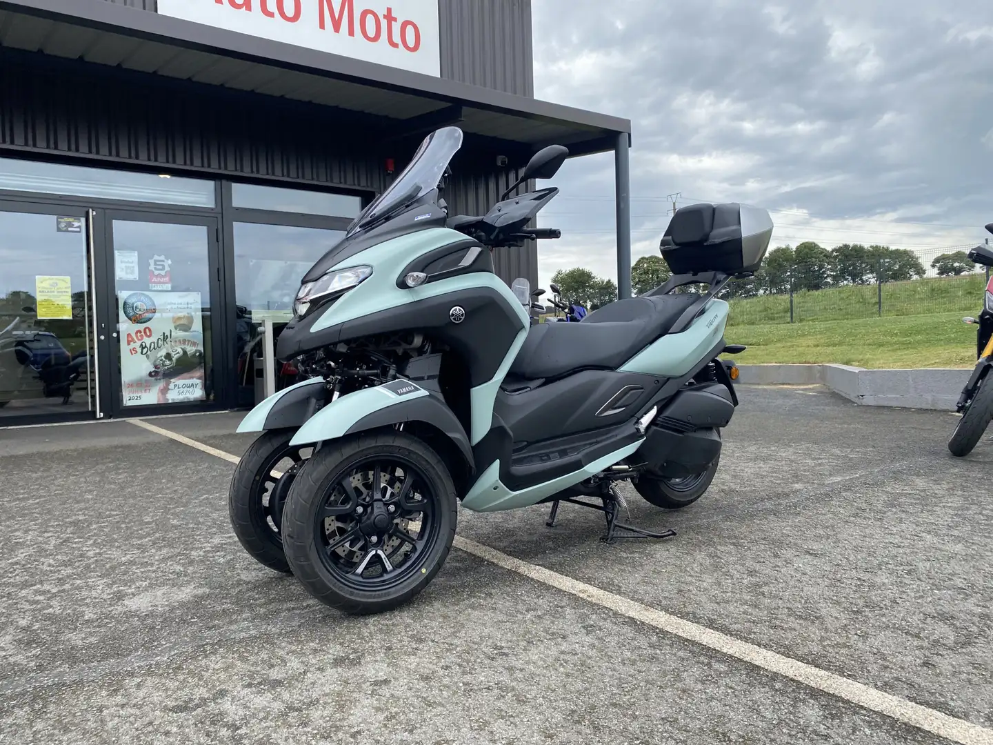 Yamaha TriCity - 1