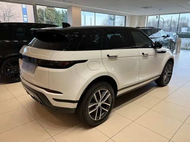 Land Rover Range Rover Evoque view 2