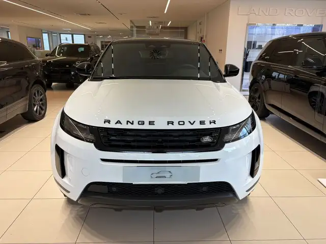 Land Rover Range Rover Evoque view 3