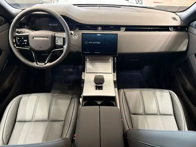 Land Rover Range Rover Evoque view 8