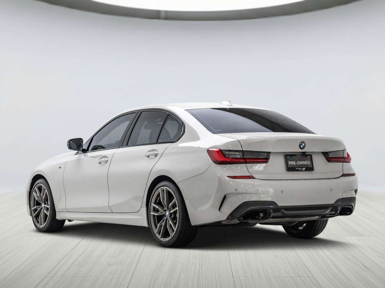 2020 BMW 3 Series i xDrive Premium Enhanced Package | M Aerodynamics — снимка 1