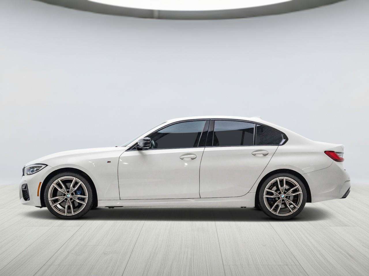2020 BMW 3 Series i xDrive Premium Enhanced Package | M Aerodynamics — снимка 1