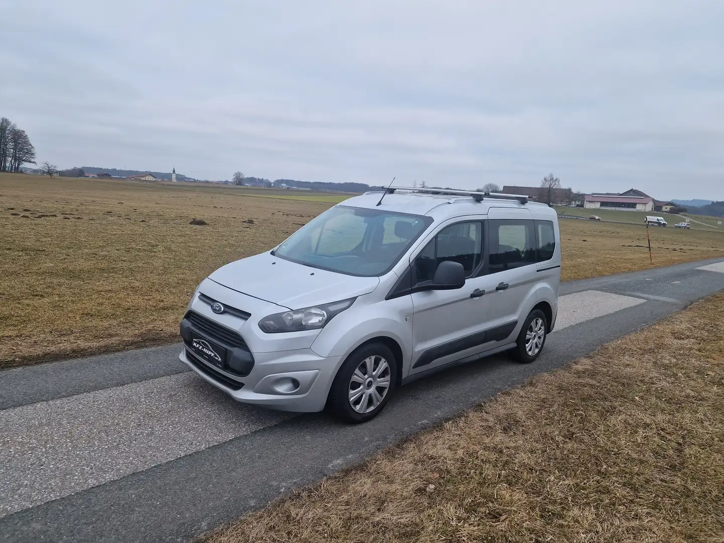 Ford Tourneo Connect Ambiente Grau - 1