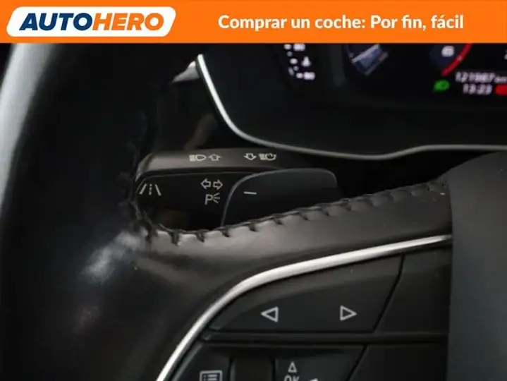Audi Q3 2020, foto 30