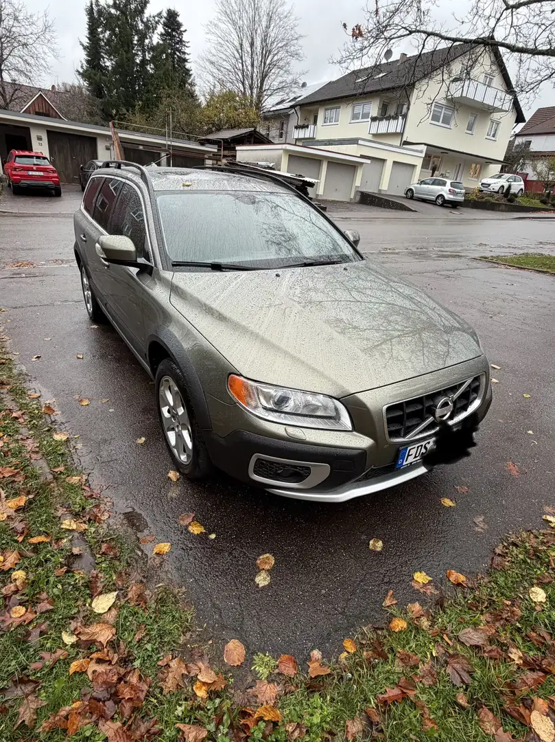 Volvo XC70 D5 AWD Summum - 1