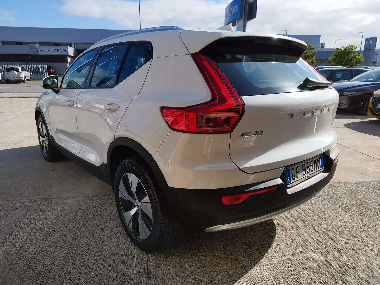 Volvo XC40 XC40 1.5 t2 Momentum my21 Blanc - 2