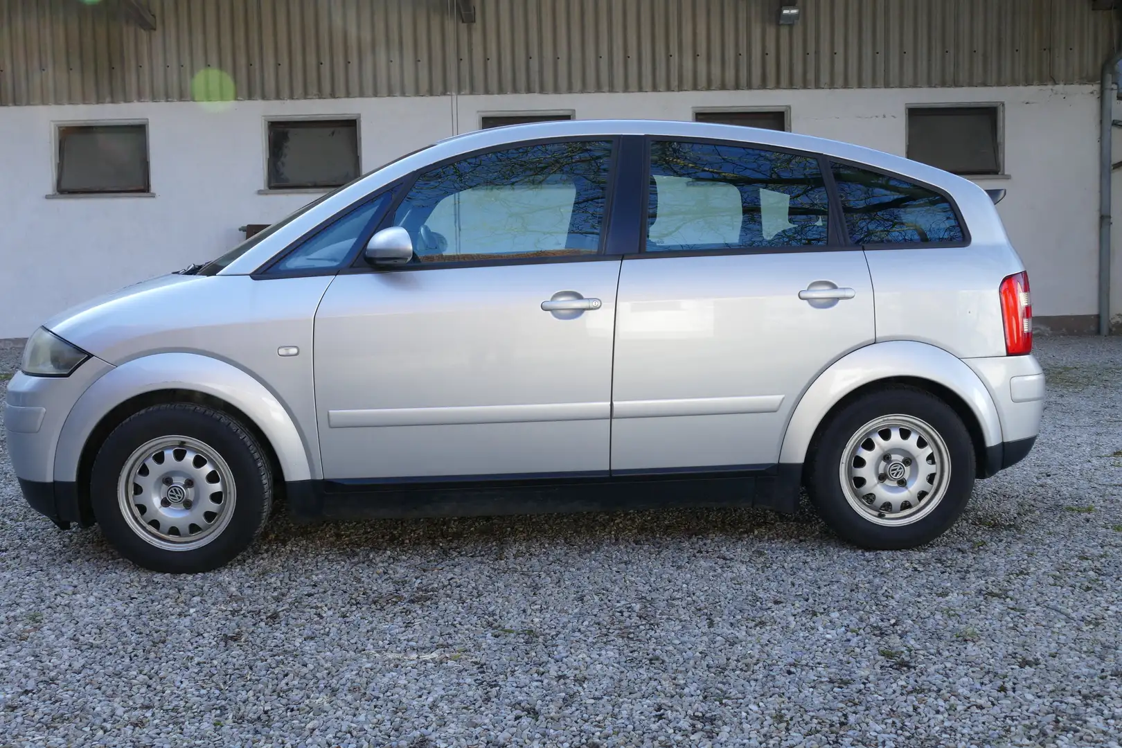 Audi A2 A2 Diesel 1.2 TDI (3L) 3-Liter-Auto Silber - 2