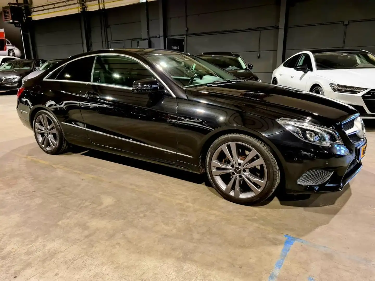 Mercedes-Benz E 200 Coupé Edition Sport - Climate - Cruise - Stoelverw Schwarz - 2