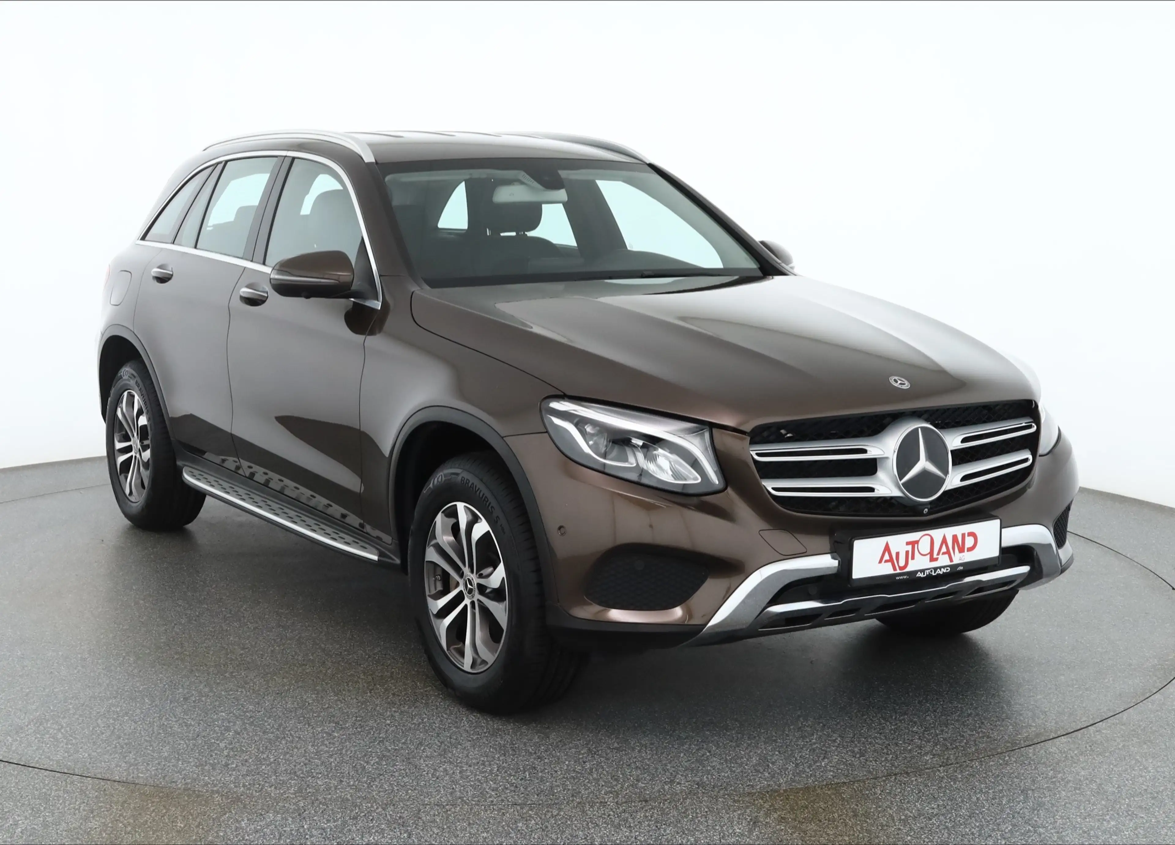 Mercedes-Benz GLC 250 GLC 250d 4Matic LED Navi 360° ACC Standheizung — photo 7