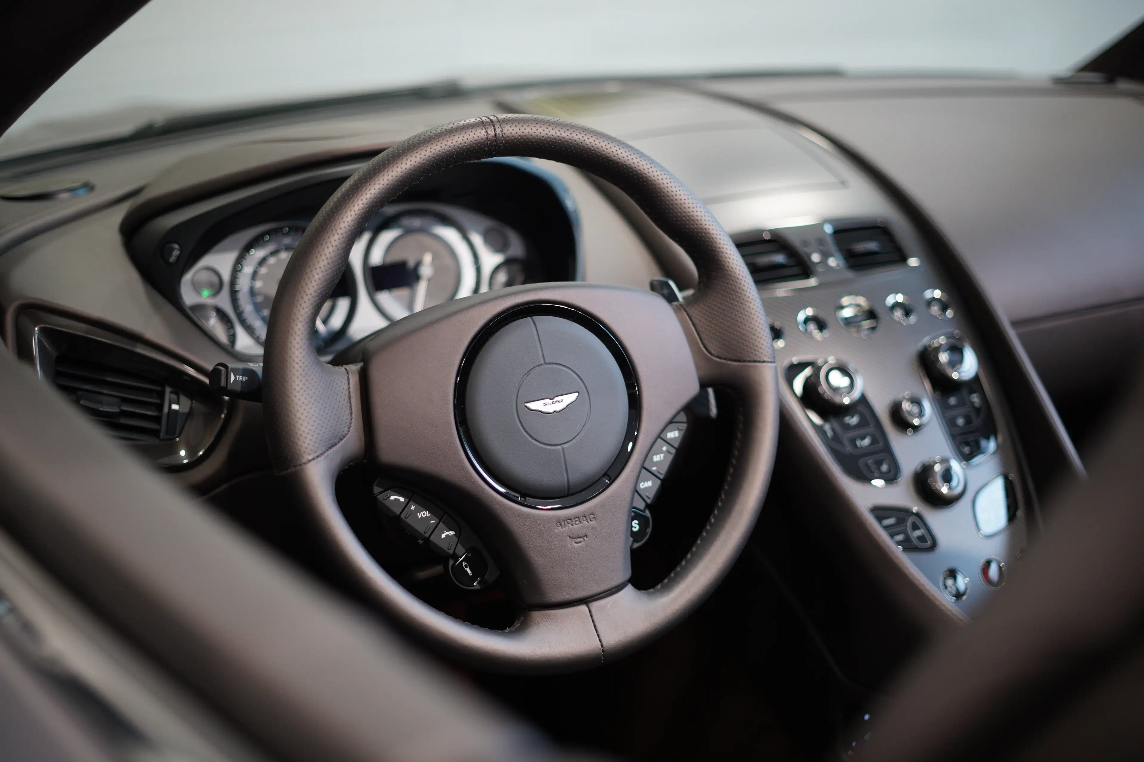 Aston Martin Vanquish Zagato Speedster 1 - 28 — photo 12