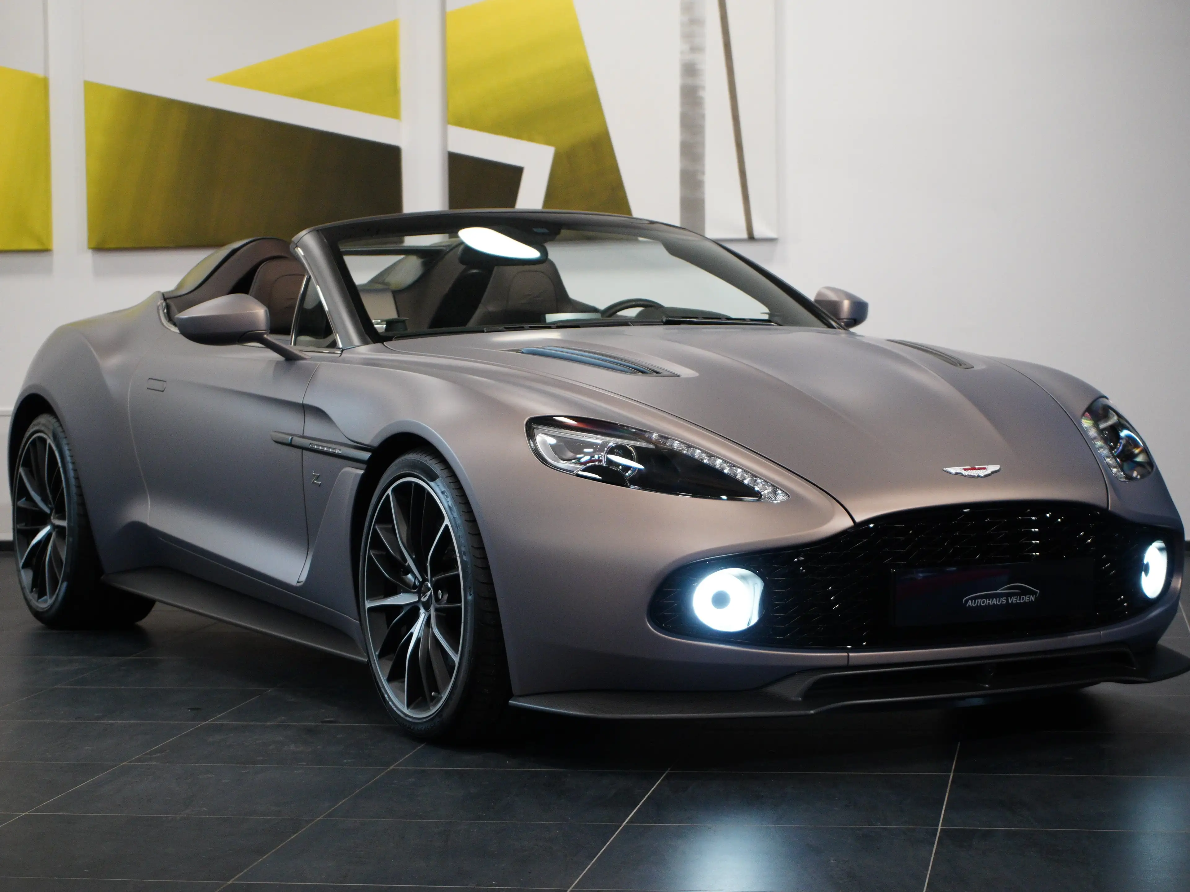 Aston Martin Vanquish Zagato Speedster 1 - 28