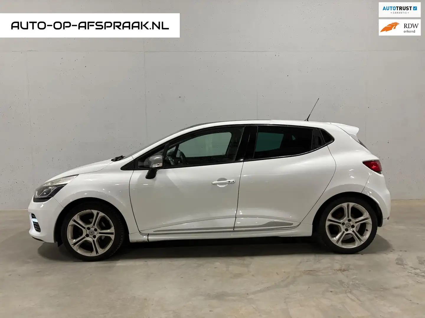 Renault Clio 1.2 GT RS Automaat Navi Camera Pano Wit - 1