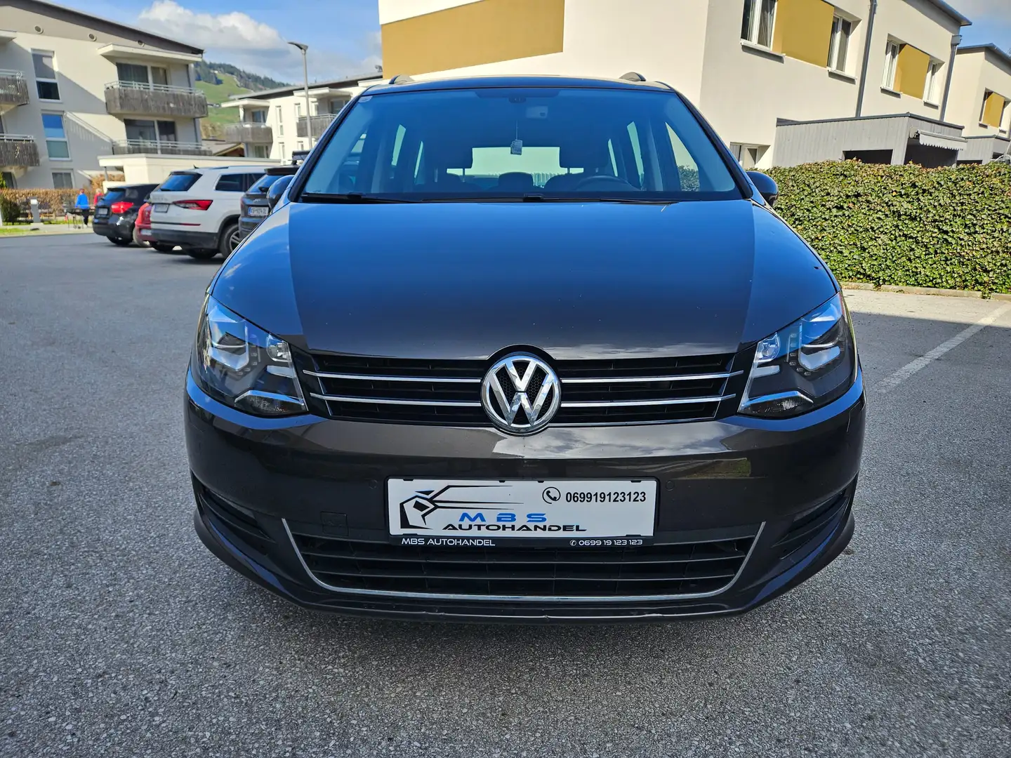 Volkswagen Sharan Comfortline BMT 4Motion Braun - 1