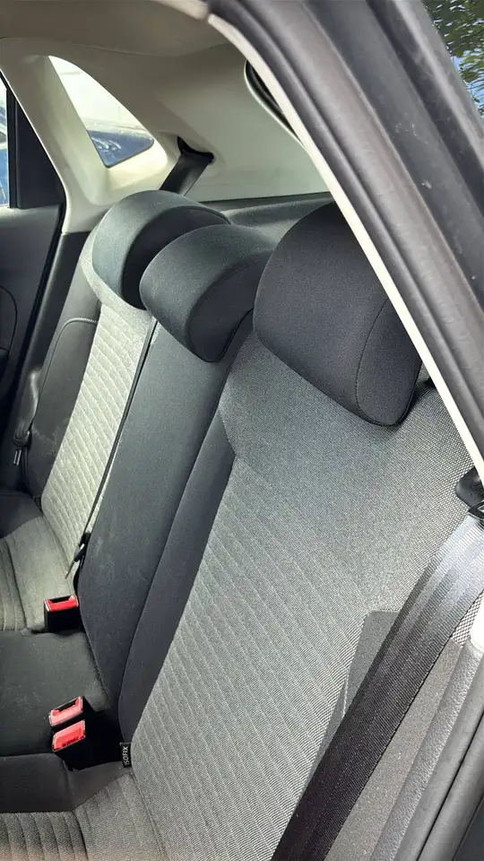 Volkswagen Polo Citadine 5 portes — photo 18