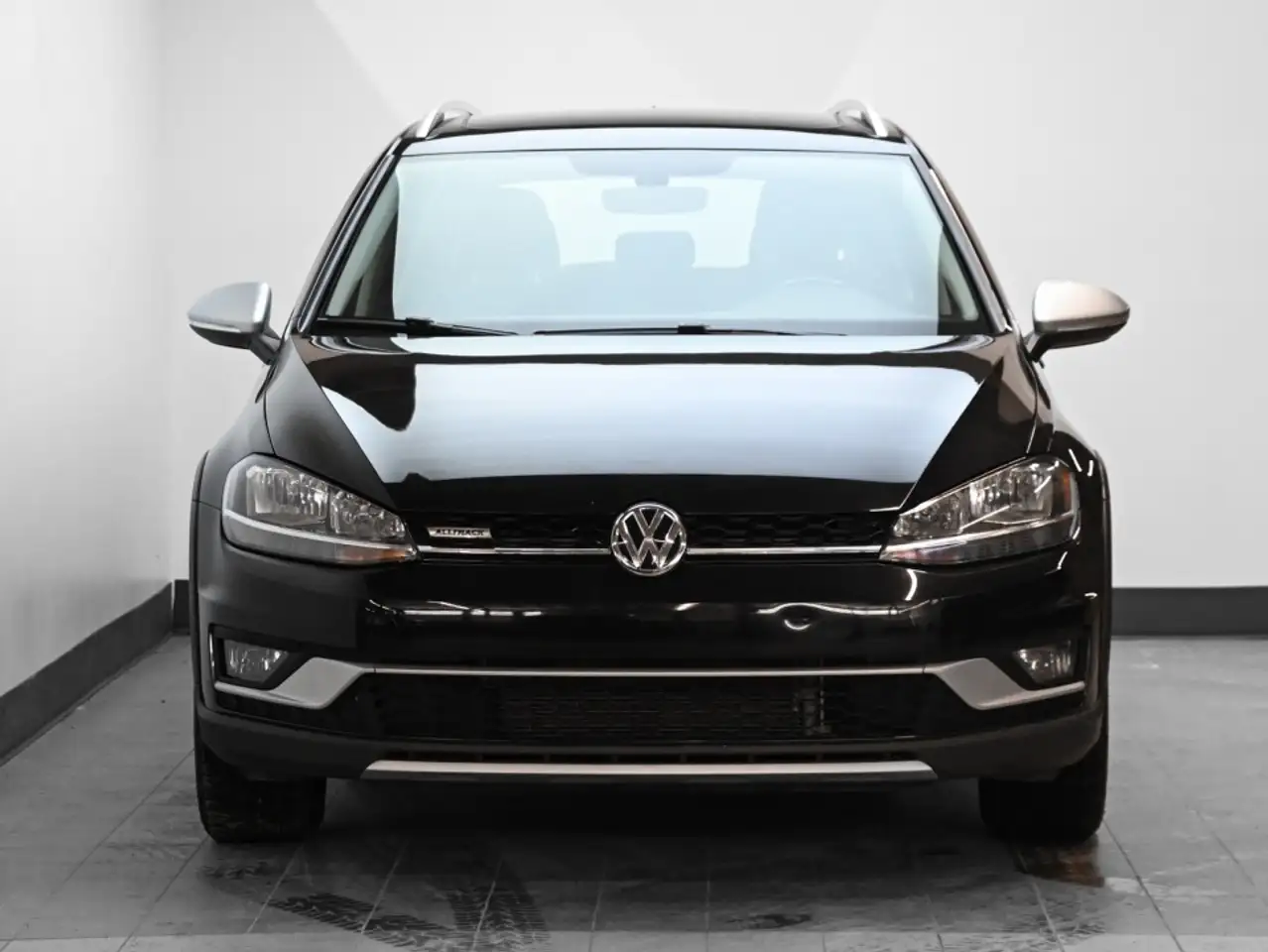 Volkswagen Golf снимка Volkswagen Golf