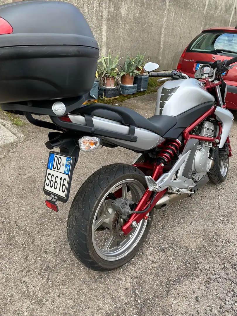 Kawasaki ER - 6 N Silver - 2