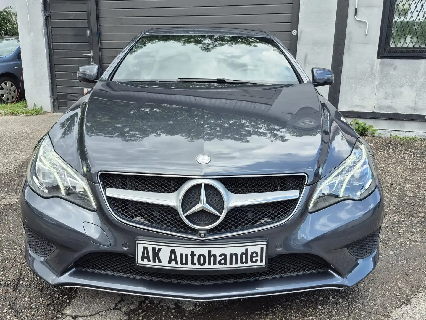 Mercedes-Benz E 220 CDI BlueEfficiency LED Navi 360 Kamera Gris - 2