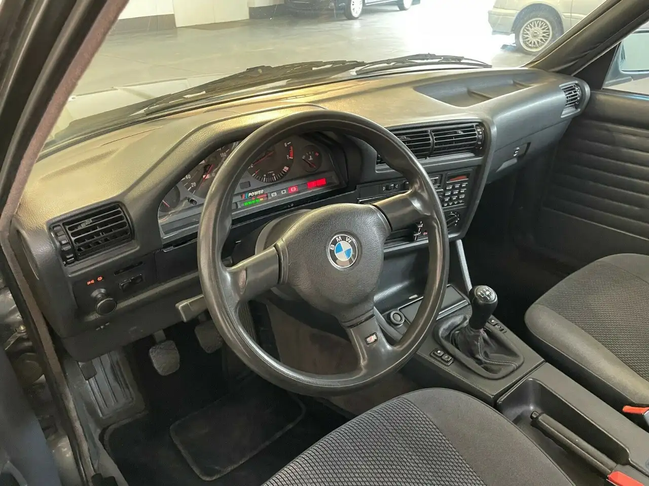 BMW 325 LIM*E30*M SPORT*TIEFBETT*M TECHNIK UMBAU*, foto 4
