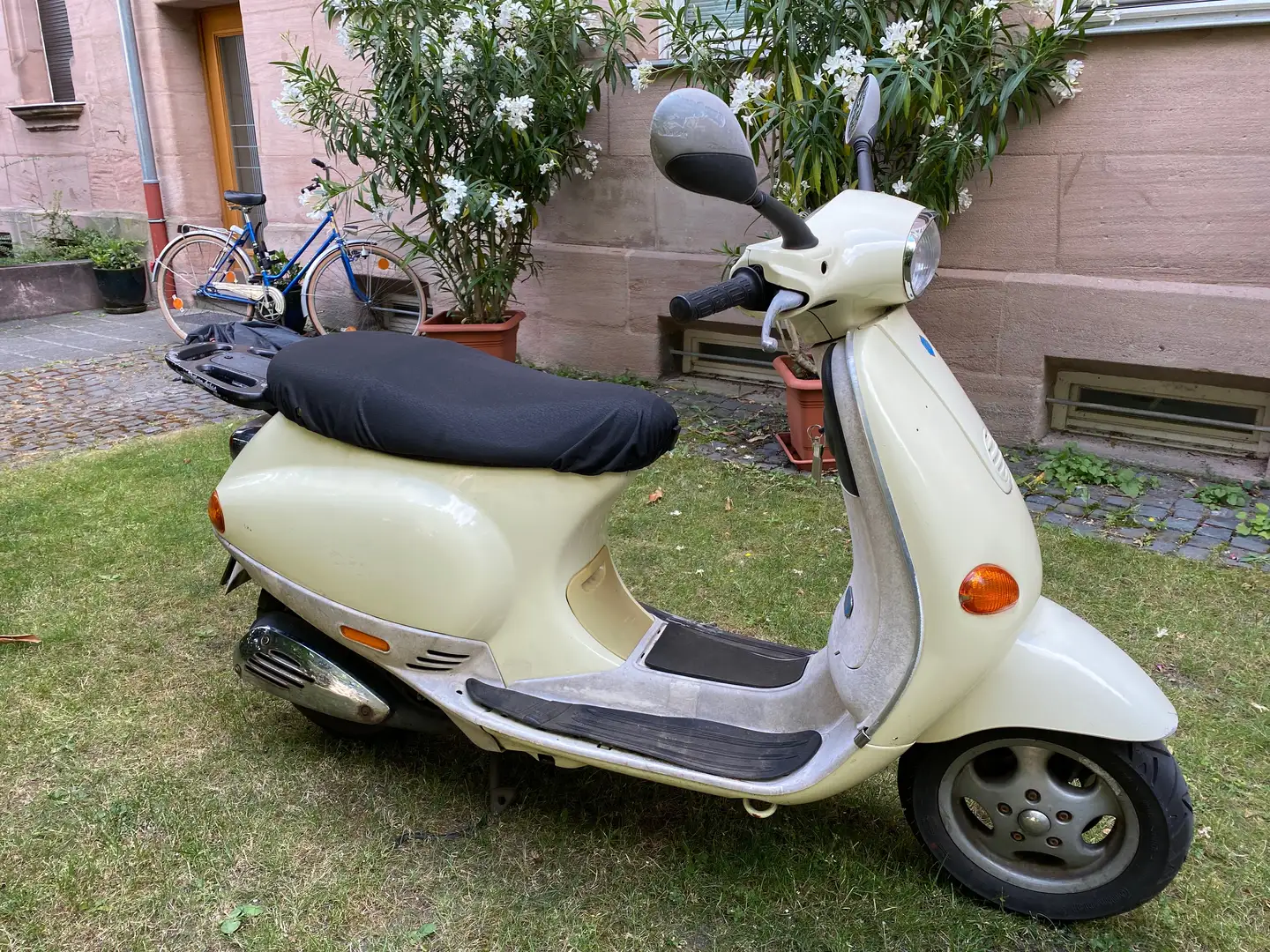 Vespa ET 2 Vespa ET2 50ccm C16 Geel - 1