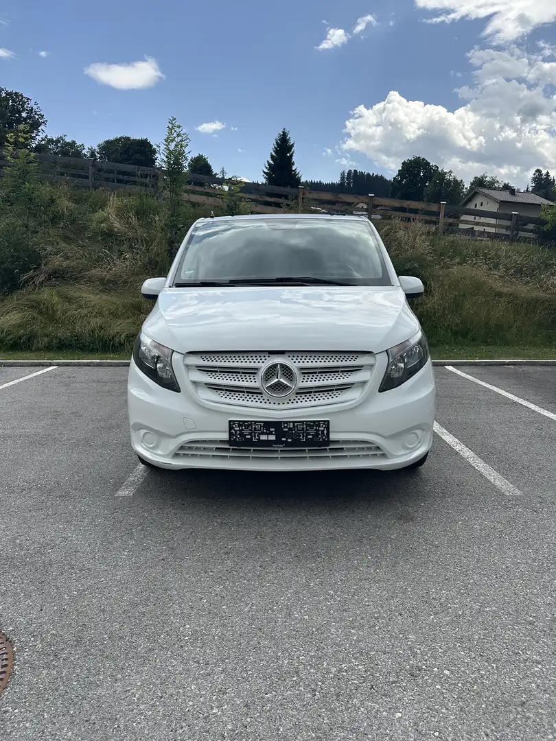 Mercedes-Benz Vito Tourer Pro 114 CDI extralang Aut. Weiß - 2