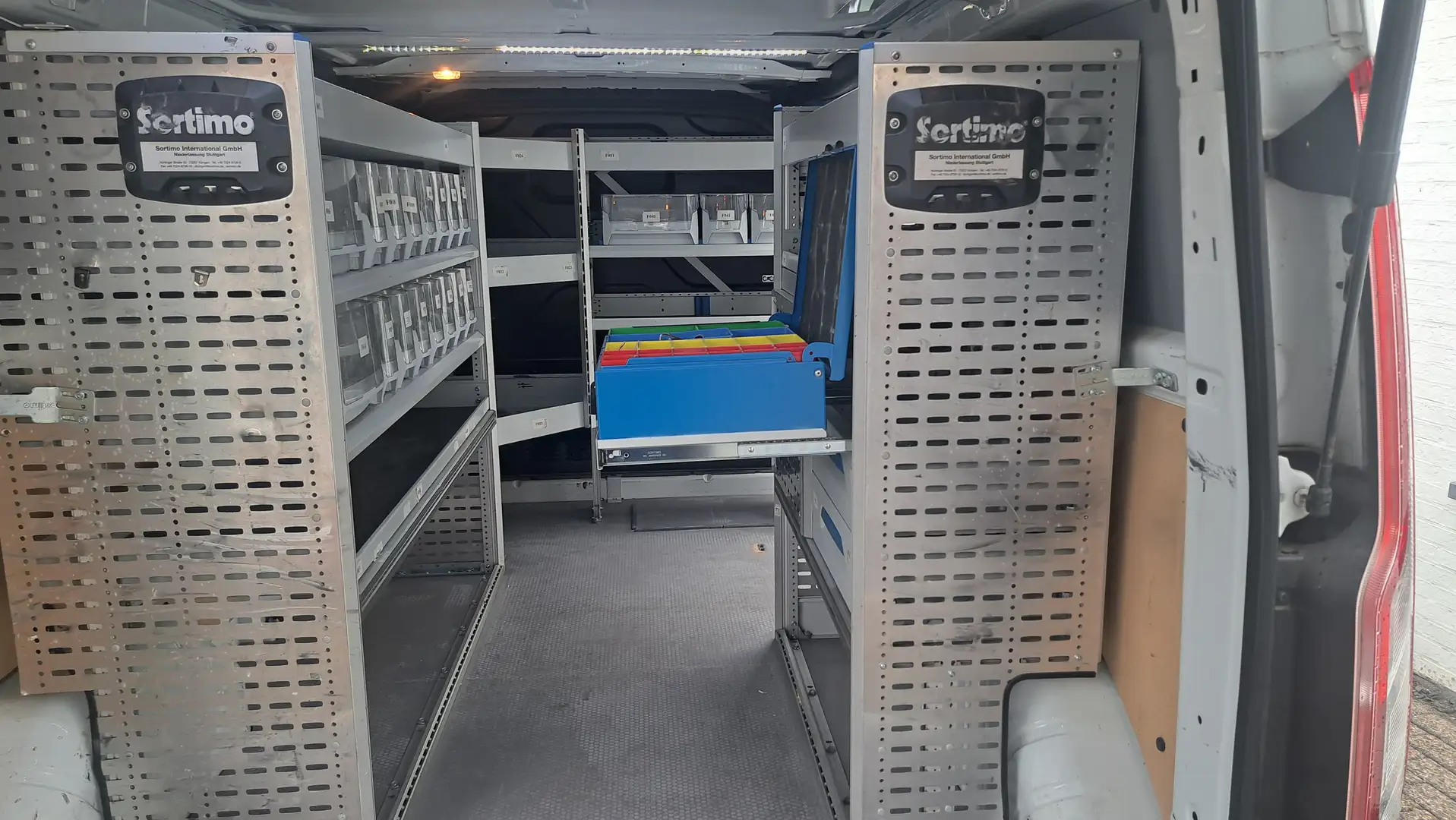 Ford Transit Custom Transit Custom 330 L2H2 VA Basis Wit - 2