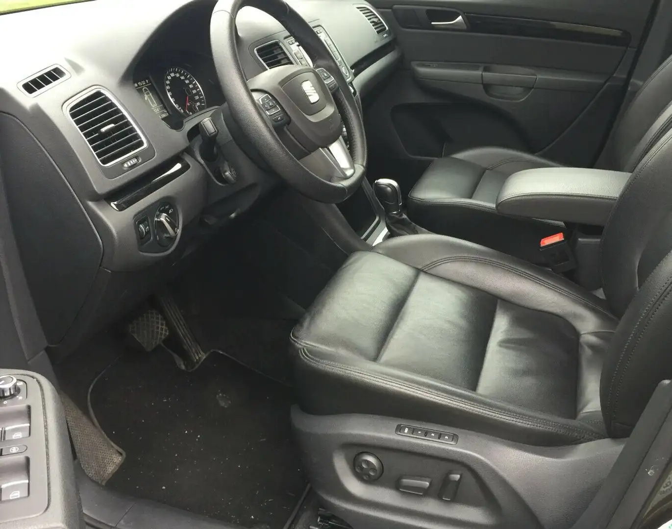 SEAT Alhambra Alhambra 2.0 TDI DSG EZ/2015 Braun - 2