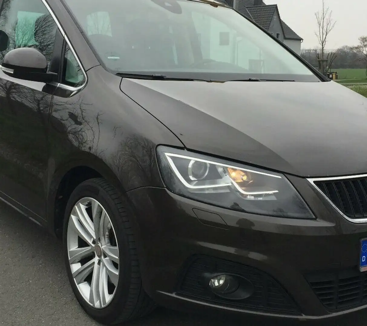 SEAT Alhambra Alhambra 2.0 TDI DSG EZ/2015 Braun - 1