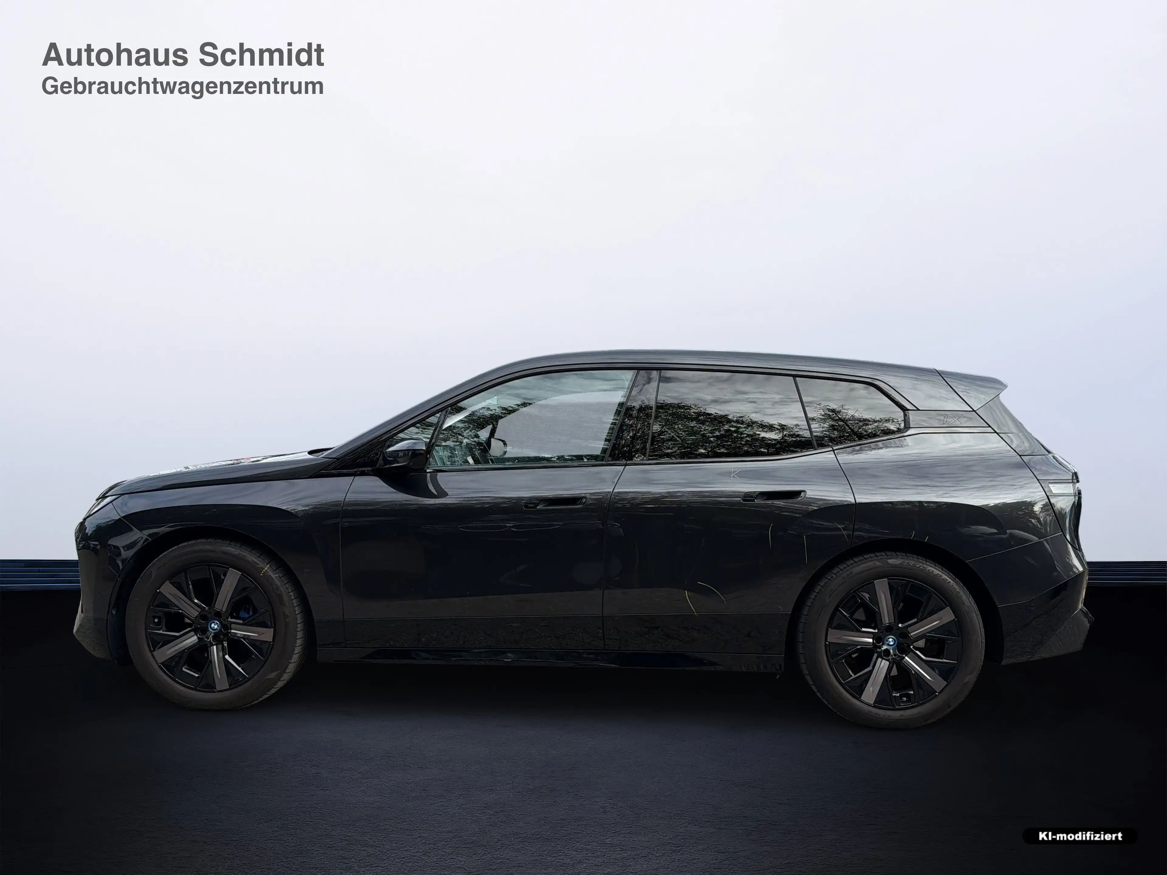 BMW iX xDrive40 *Sportpaket*H&K Surround*AHK*Soft-Close*L — photo 2